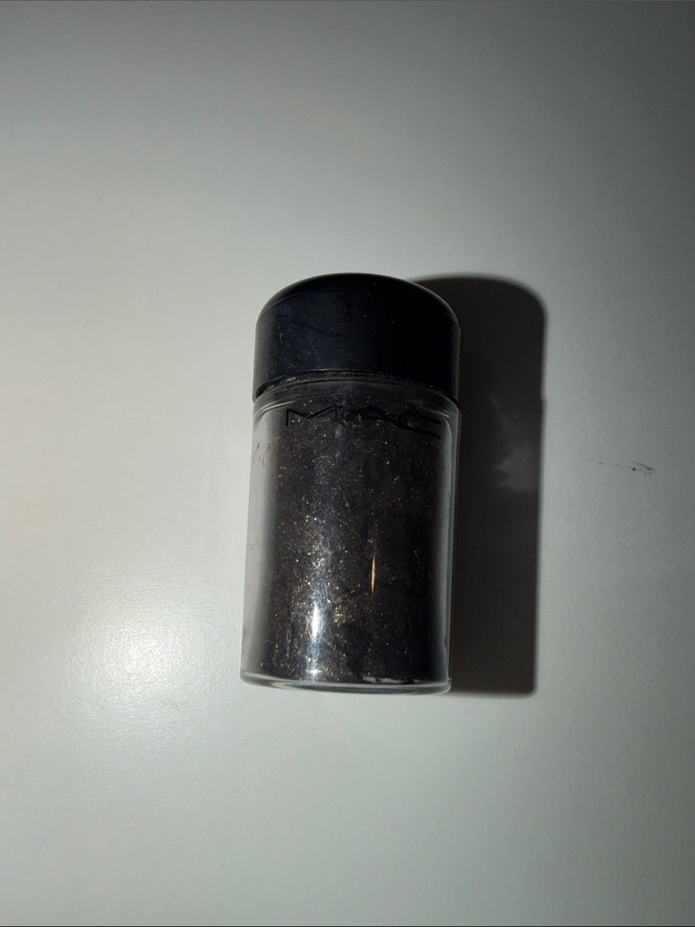 MAC A Tartan Tale - The Family Crest Pigment